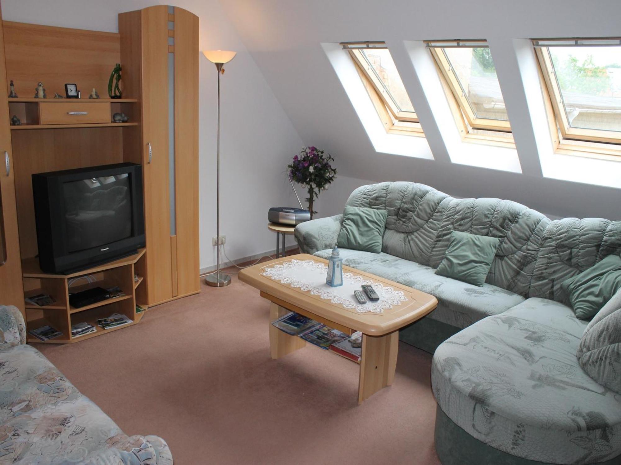 Attractive Apartment In Kluetz Near The Sea Klutz Exteriör bild