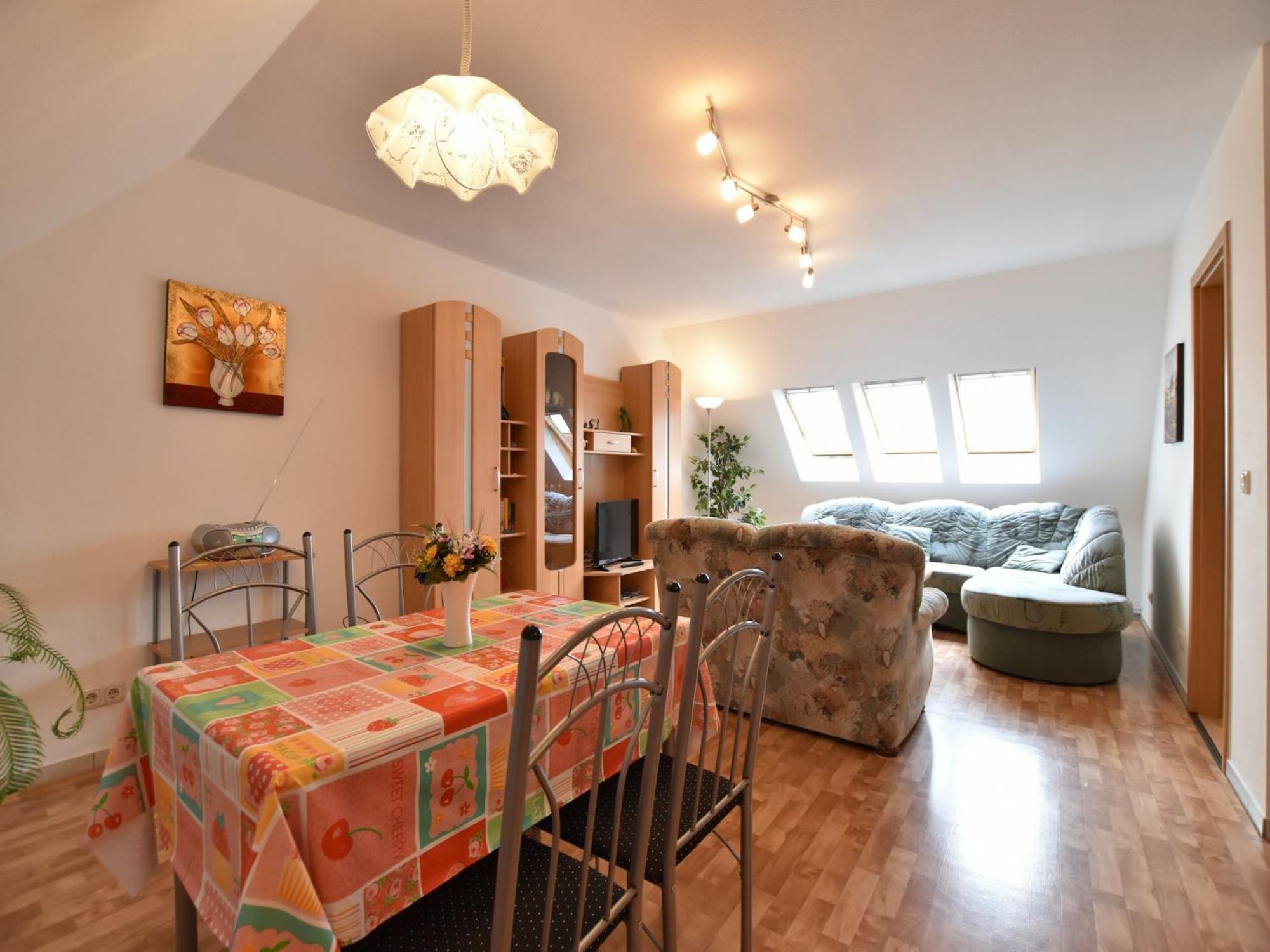 Attractive Apartment In Kluetz Near The Sea Klutz Exteriör bild